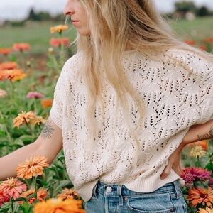 Curator SF Rosey sweater top xs/s in biscuit